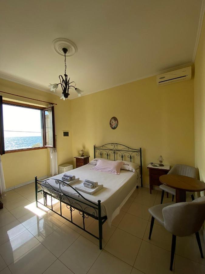 Belvedere4Colonne B&B Rooms & Suites Санта Мария ал Баньо Екстериор снимка
