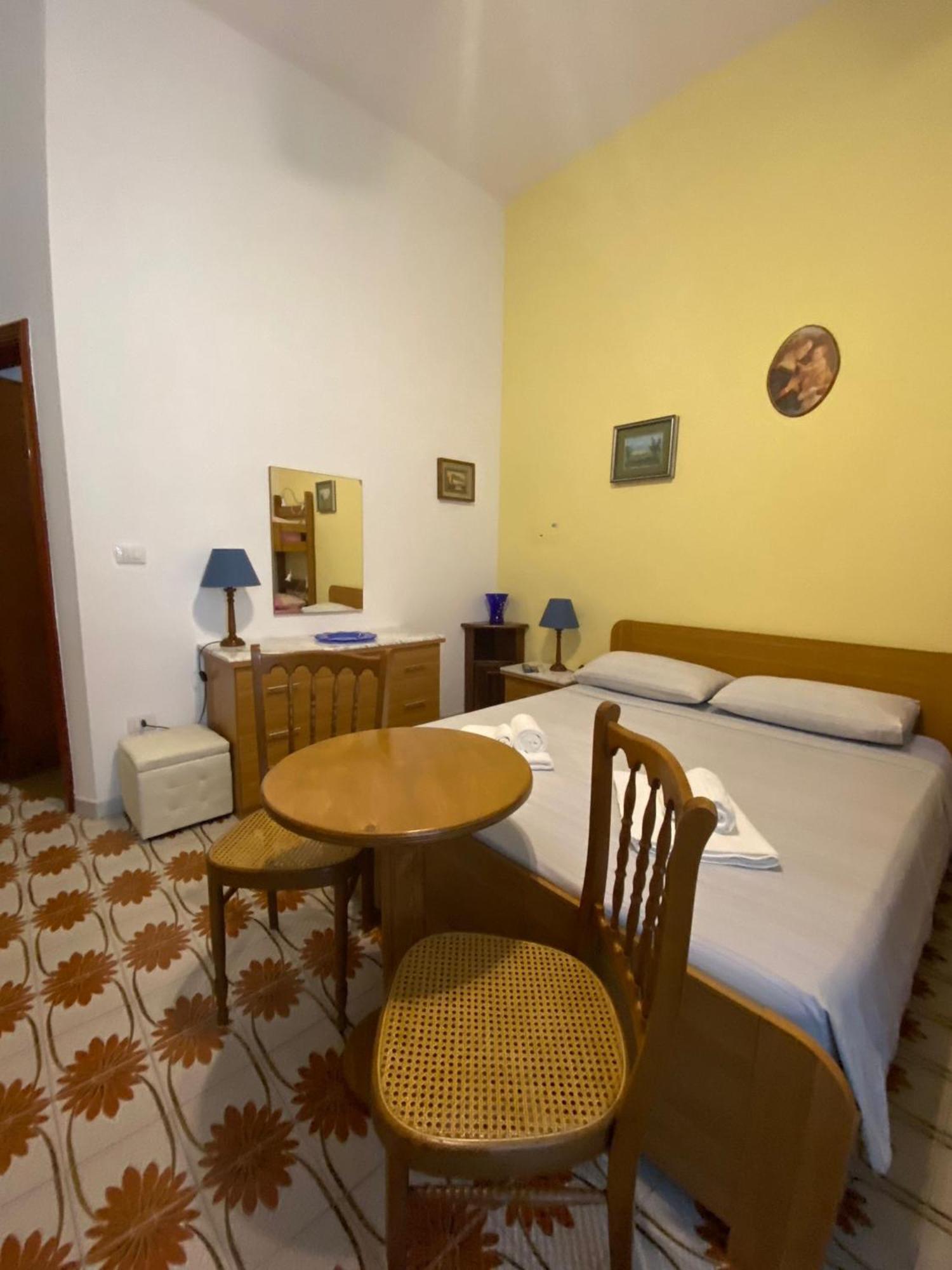 Belvedere4Colonne B&B Rooms & Suites Санта Мария ал Баньо Екстериор снимка