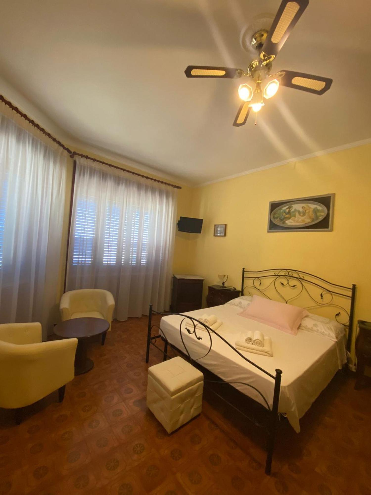 Belvedere4Colonne B&B Rooms & Suites Санта Мария ал Баньо Екстериор снимка