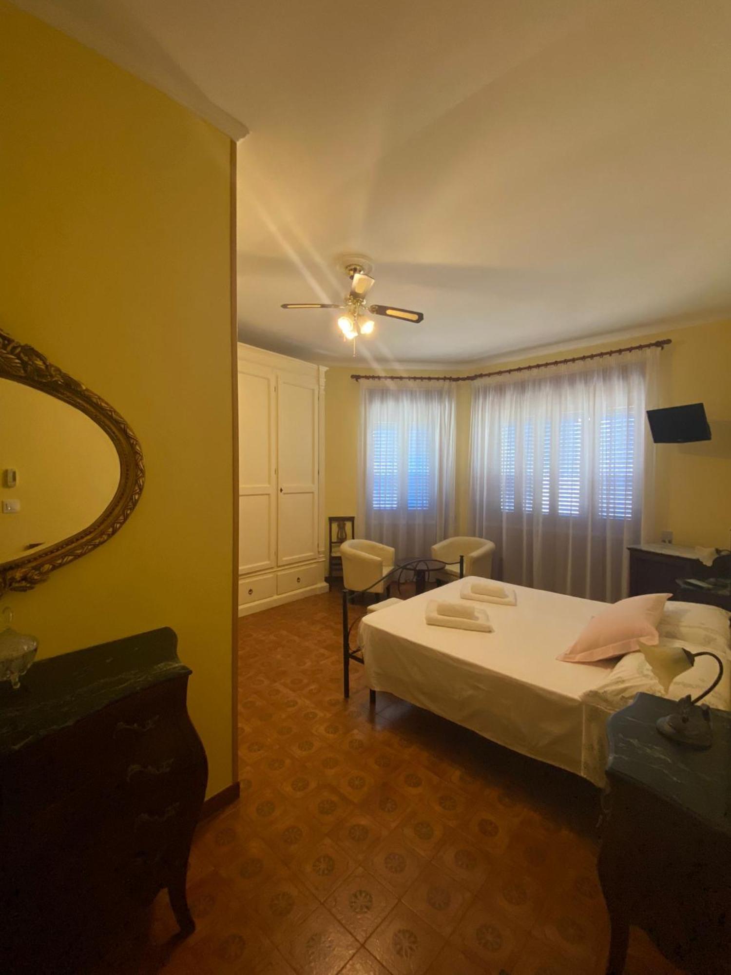 Belvedere4Colonne B&B Rooms & Suites Санта Мария ал Баньо Екстериор снимка